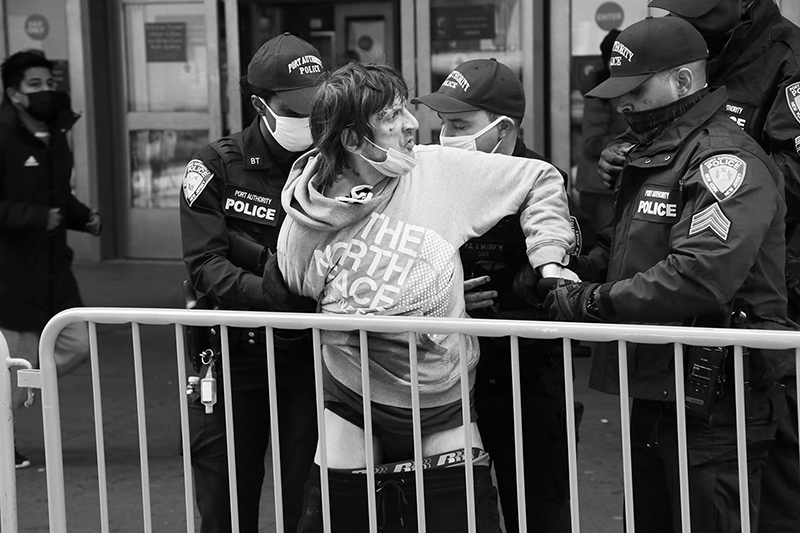 2020 : Streetlife : New York City : Times Square : Richard Moore : Photographer : Photojournalist